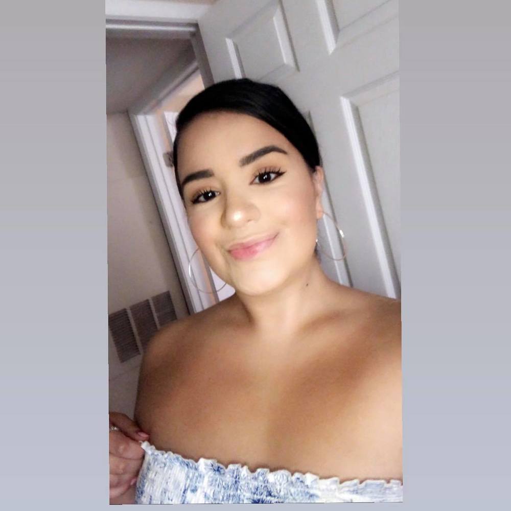 Meet your Posher, Mariana